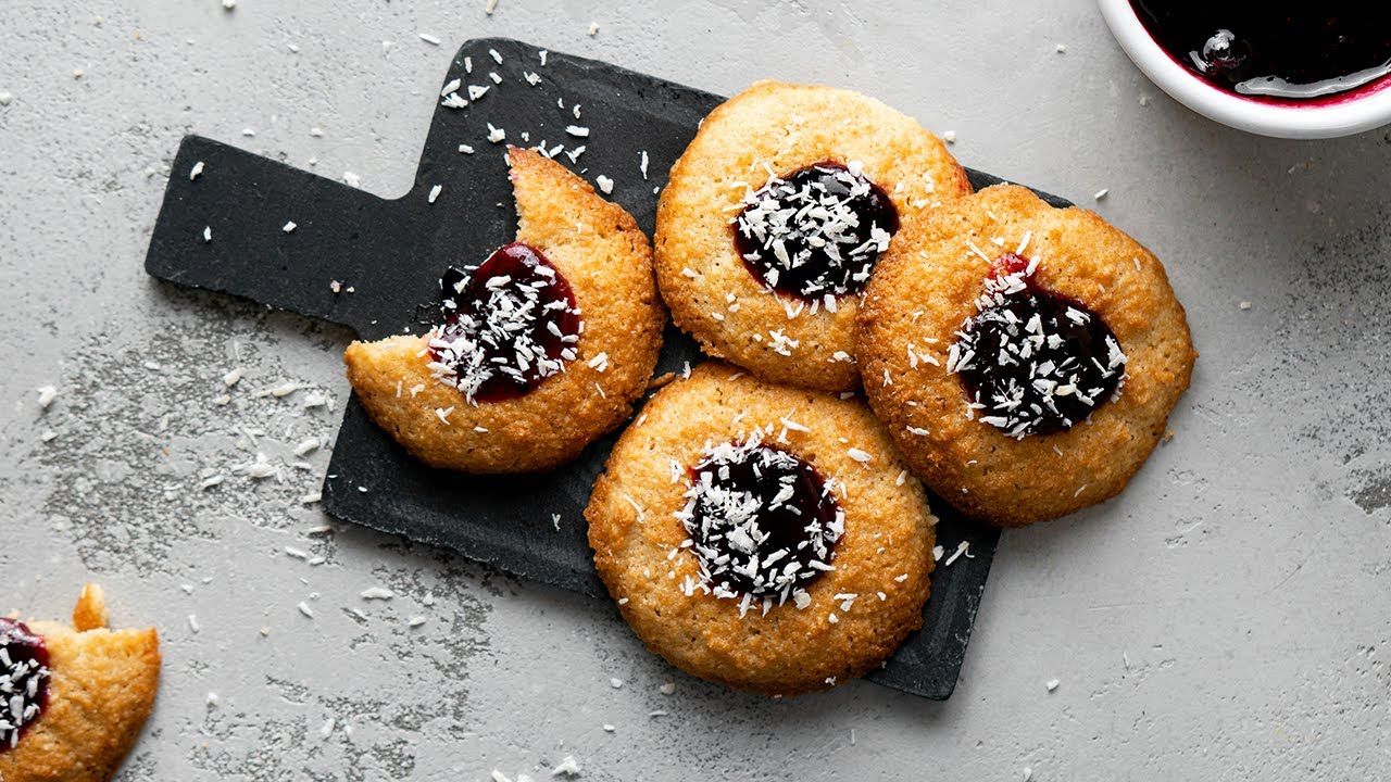 Keto Amaretti Cookies [with Jam and Coconut]