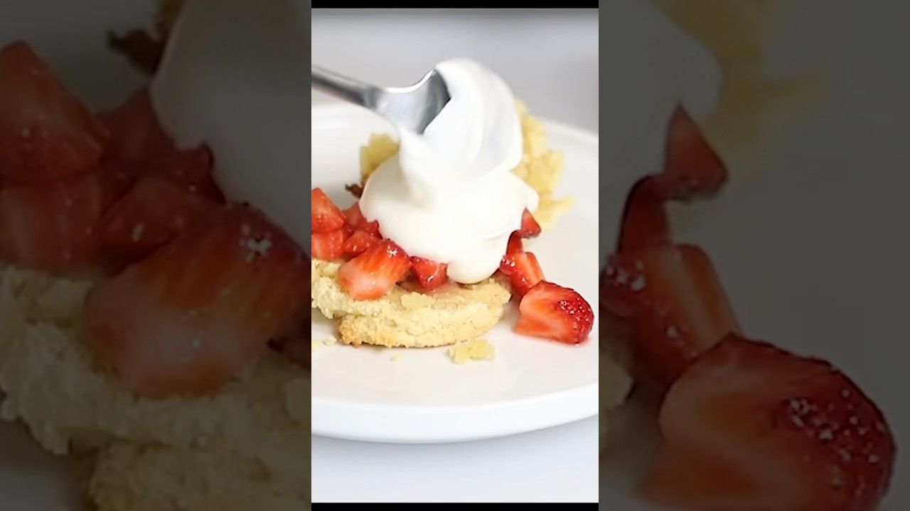 Easy Keto Strawberry Shortcake – Recipe in the comments!