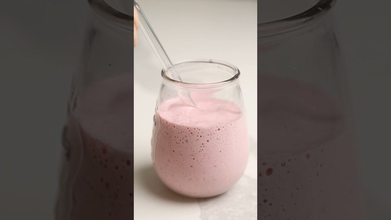 Strawberry Cheesecake Keto Smoothie – Recipe in the comments!