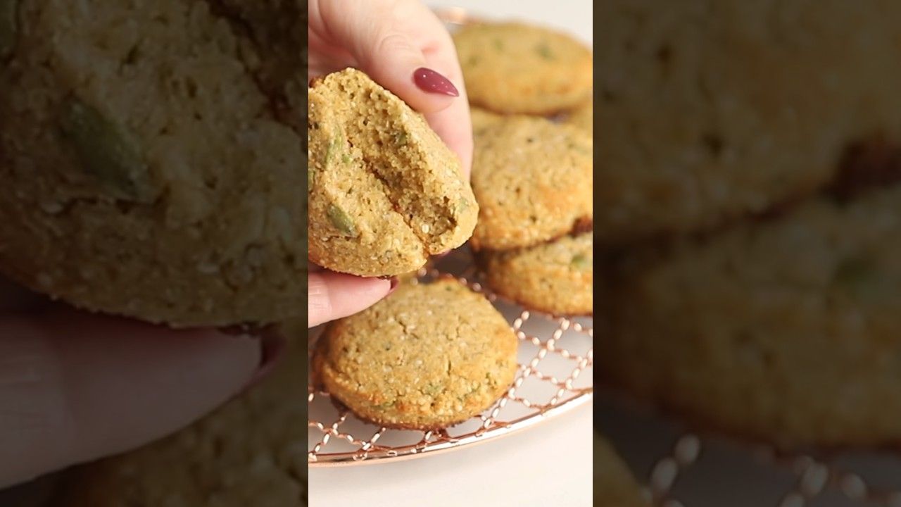 Keto Oatmeal Cookies – Recipe in the comments!