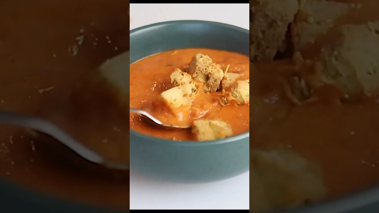 Creamy Keto Tomato Soup – Recipe in the comments!